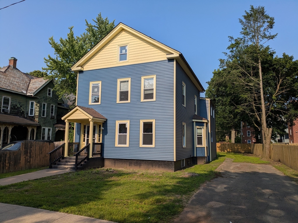140 Pearl Street Property Photo 1