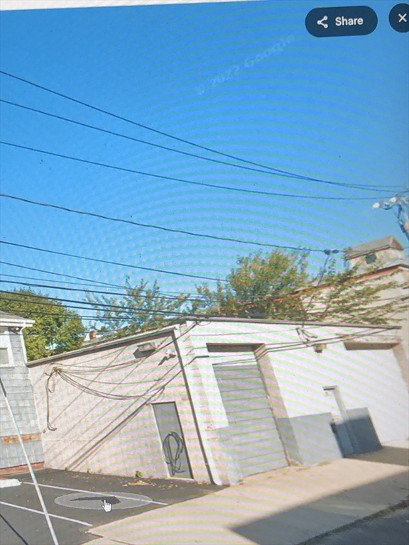 270-272 Sidney St. Property Photo 3