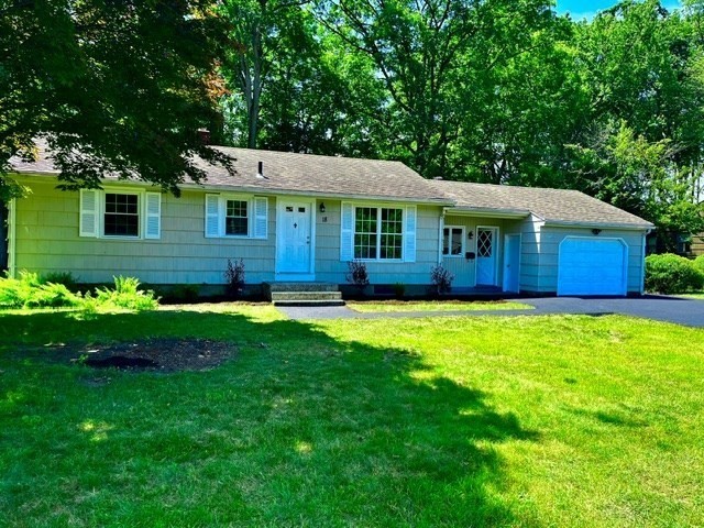 18 Hollywood St Property Photo 1