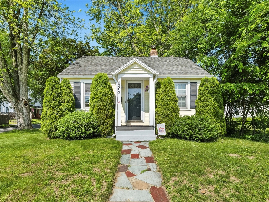 307 Boutelle St Property Photo 1