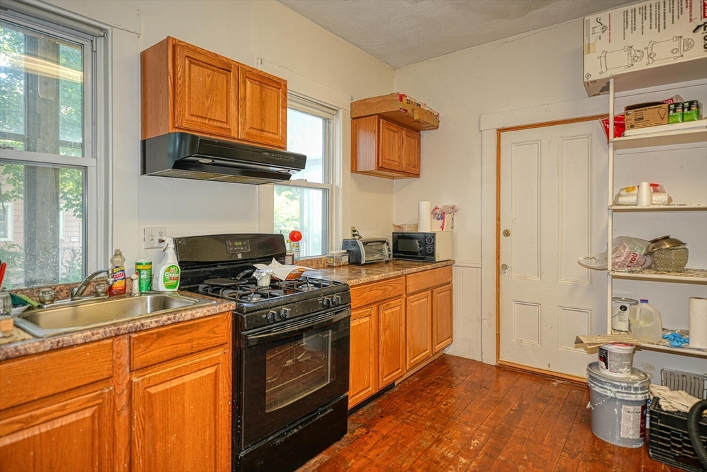 7 Prospect St Property Photo 8