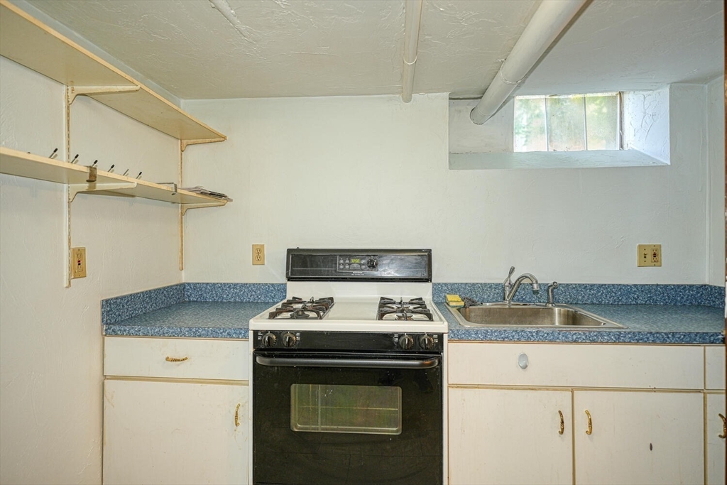 7 Prospect St Property Photo 9