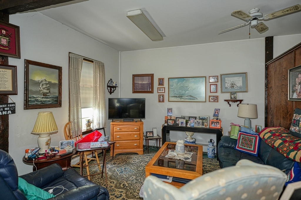 7 Prospect St Property Photo 15