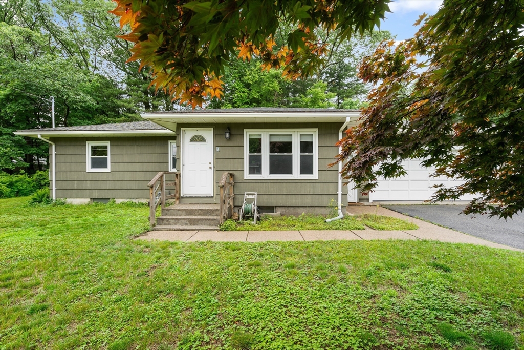 8 Grandview Street Property Photo 1
