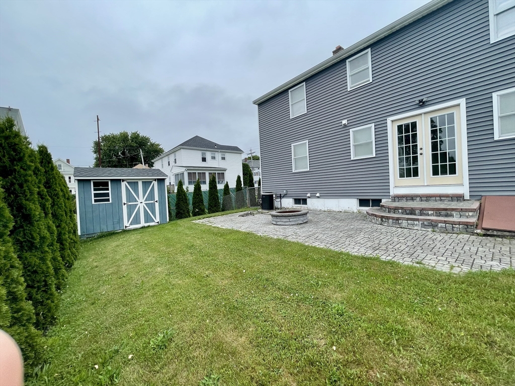 871 King St Property Photo 4