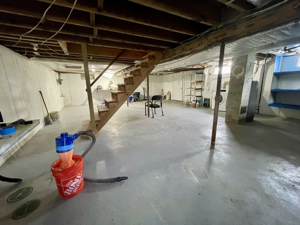 871 King St Property Photo 34