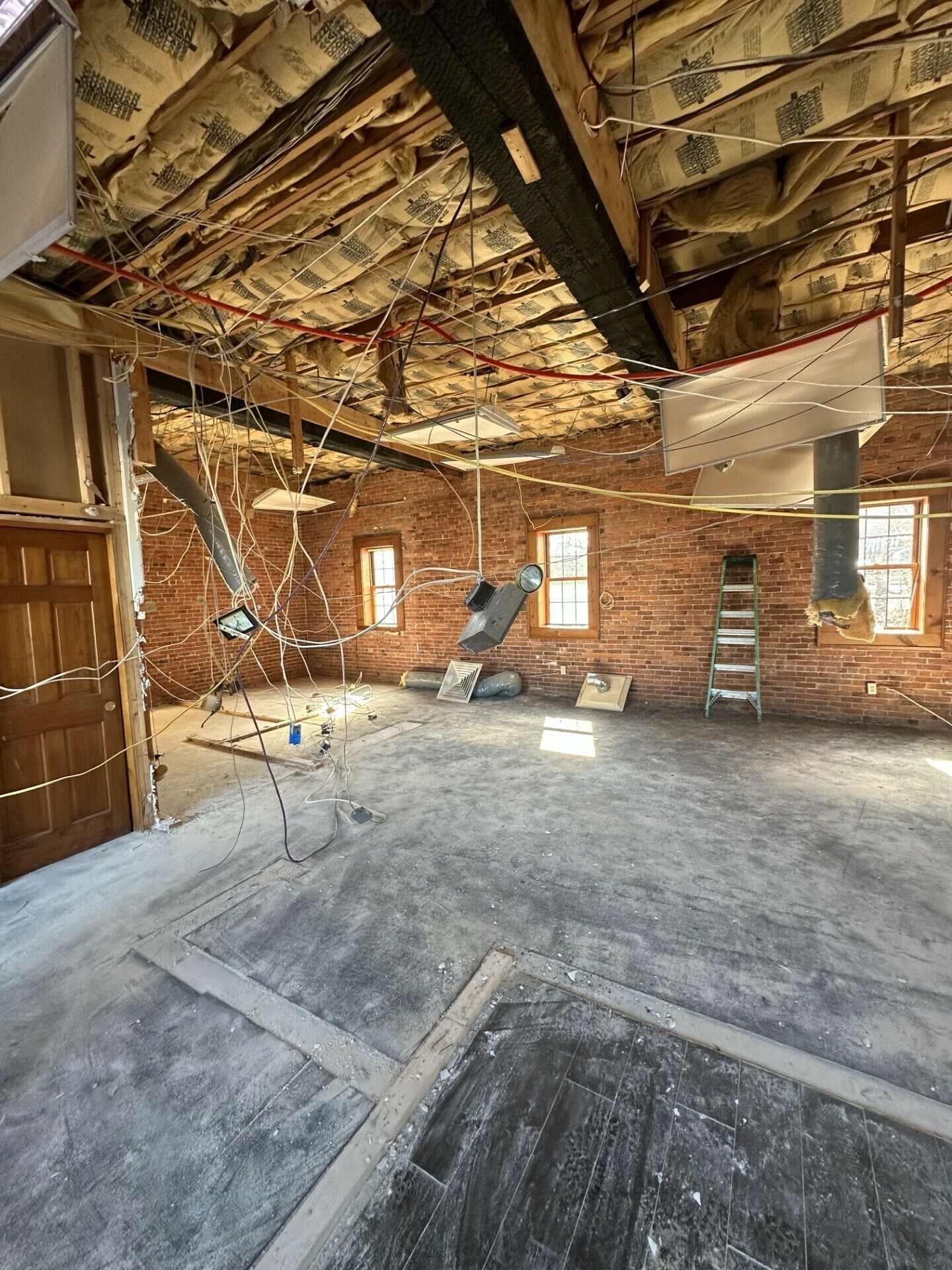 60 Court St Property Photo 6