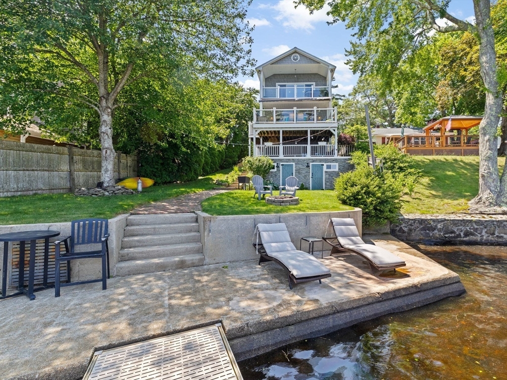 19 Hilltop Acres Dr
