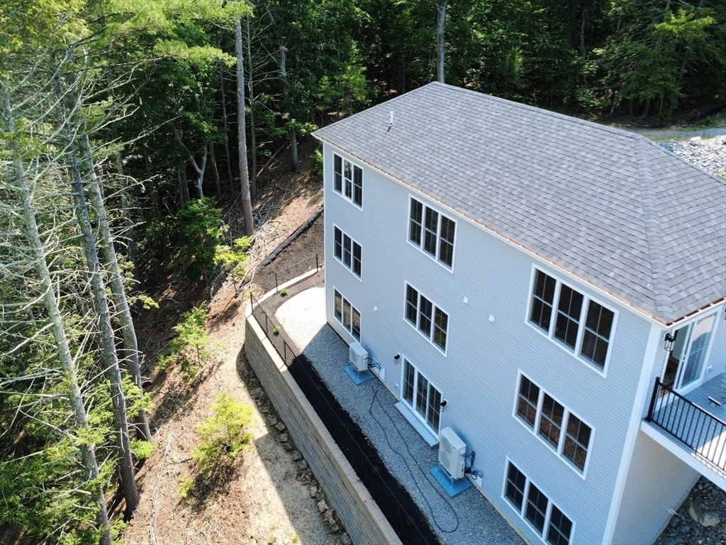 10 Macarthur Ave Property Photo 1
