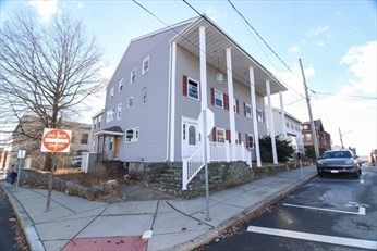 289 Bank St. Property Photo 4