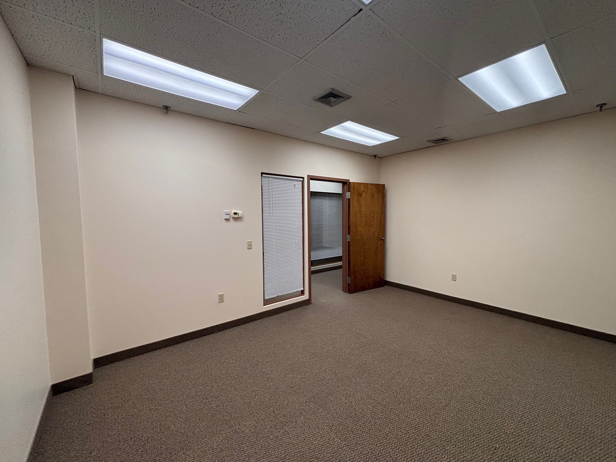 1319-1323 Main St # 350 Property Photo 7
