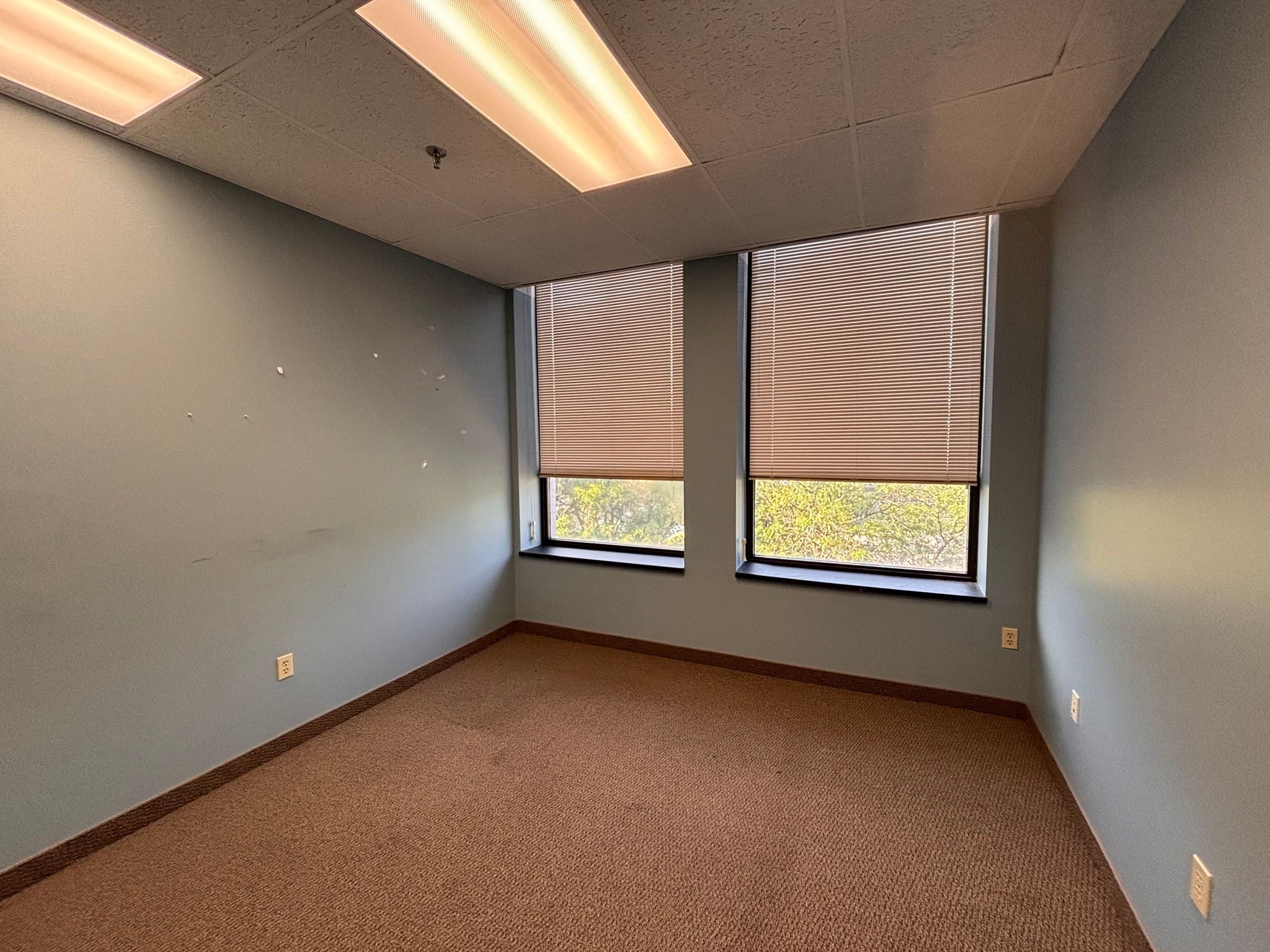 1319-1323 Main St # 350 Property Photo 10