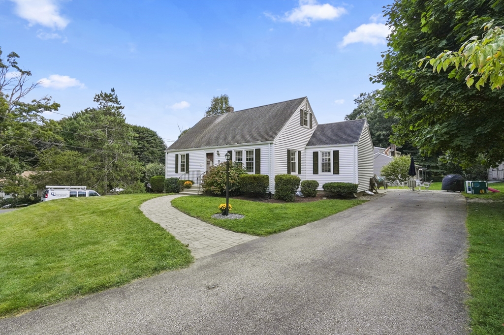 8 Upland Road Property Photo 1