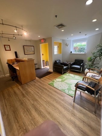 1776 Massachusetts Avenue # 2a Property Photo 4