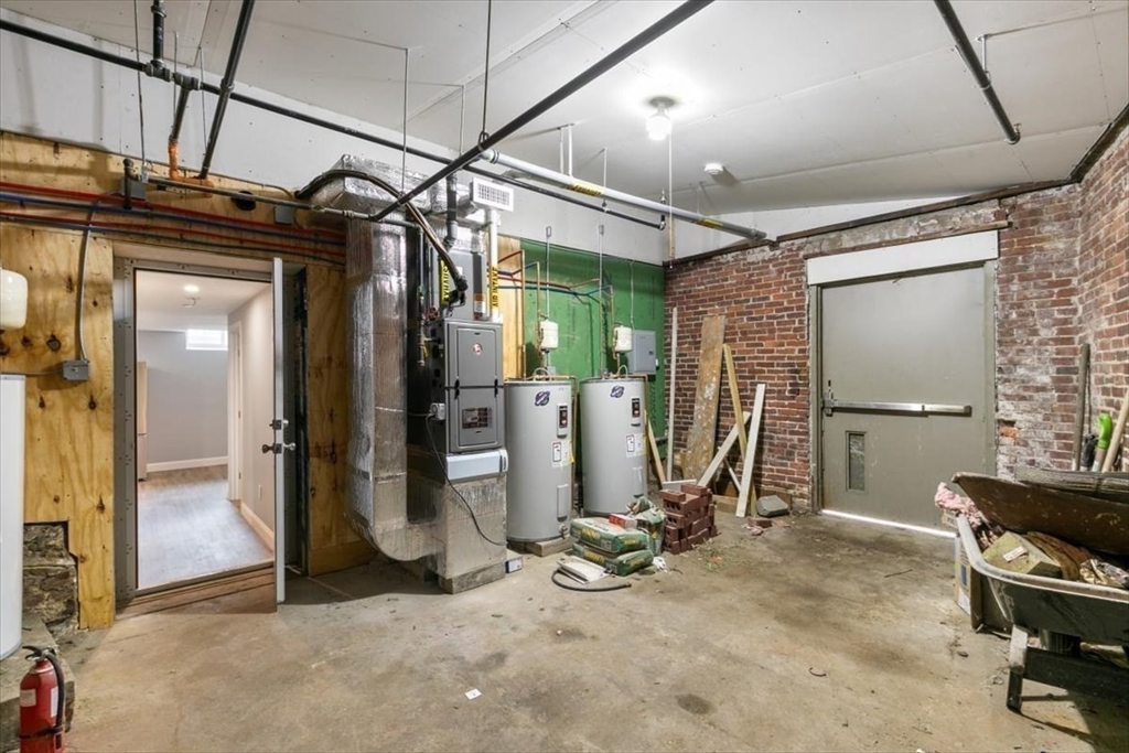 420 Water St Property Photo 12