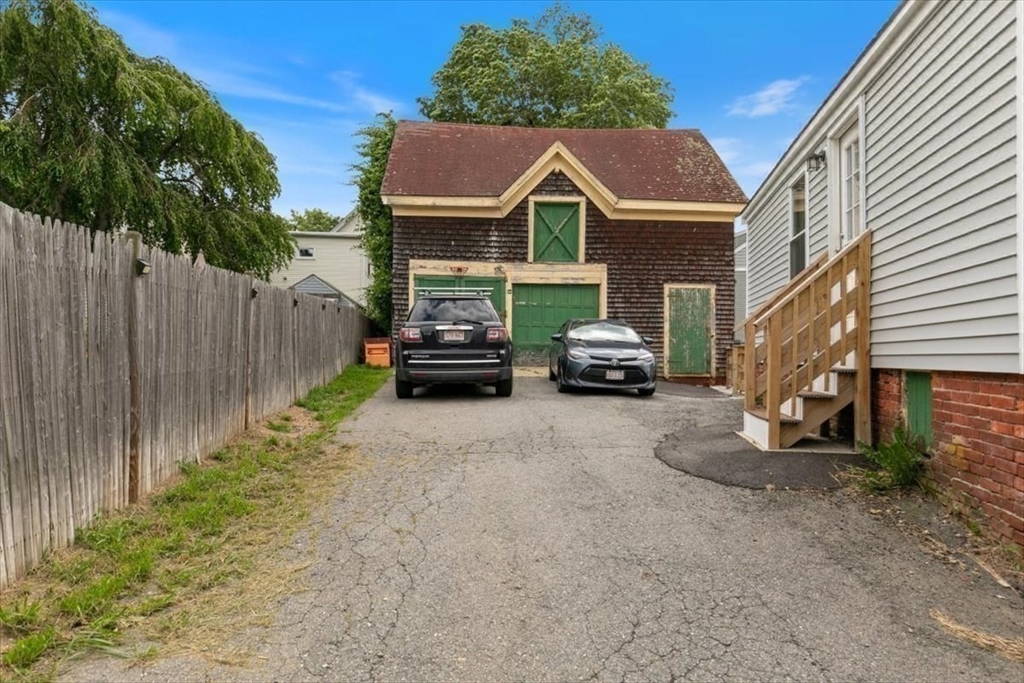 420 Water St Property Photo 26