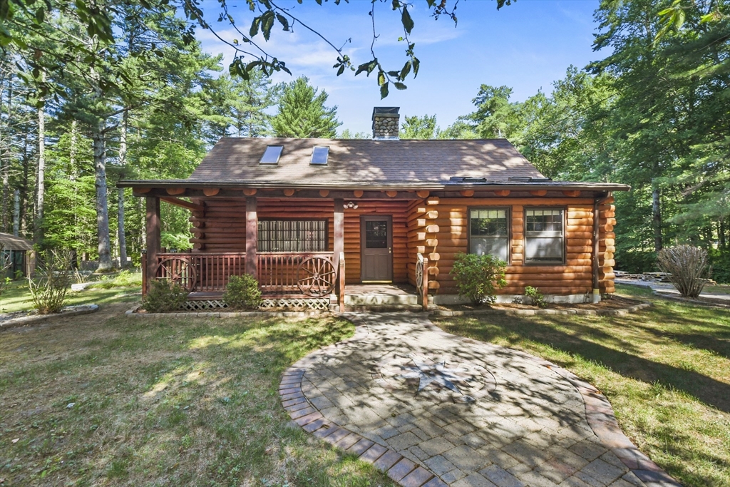 135 Pine Street Property Photo 1