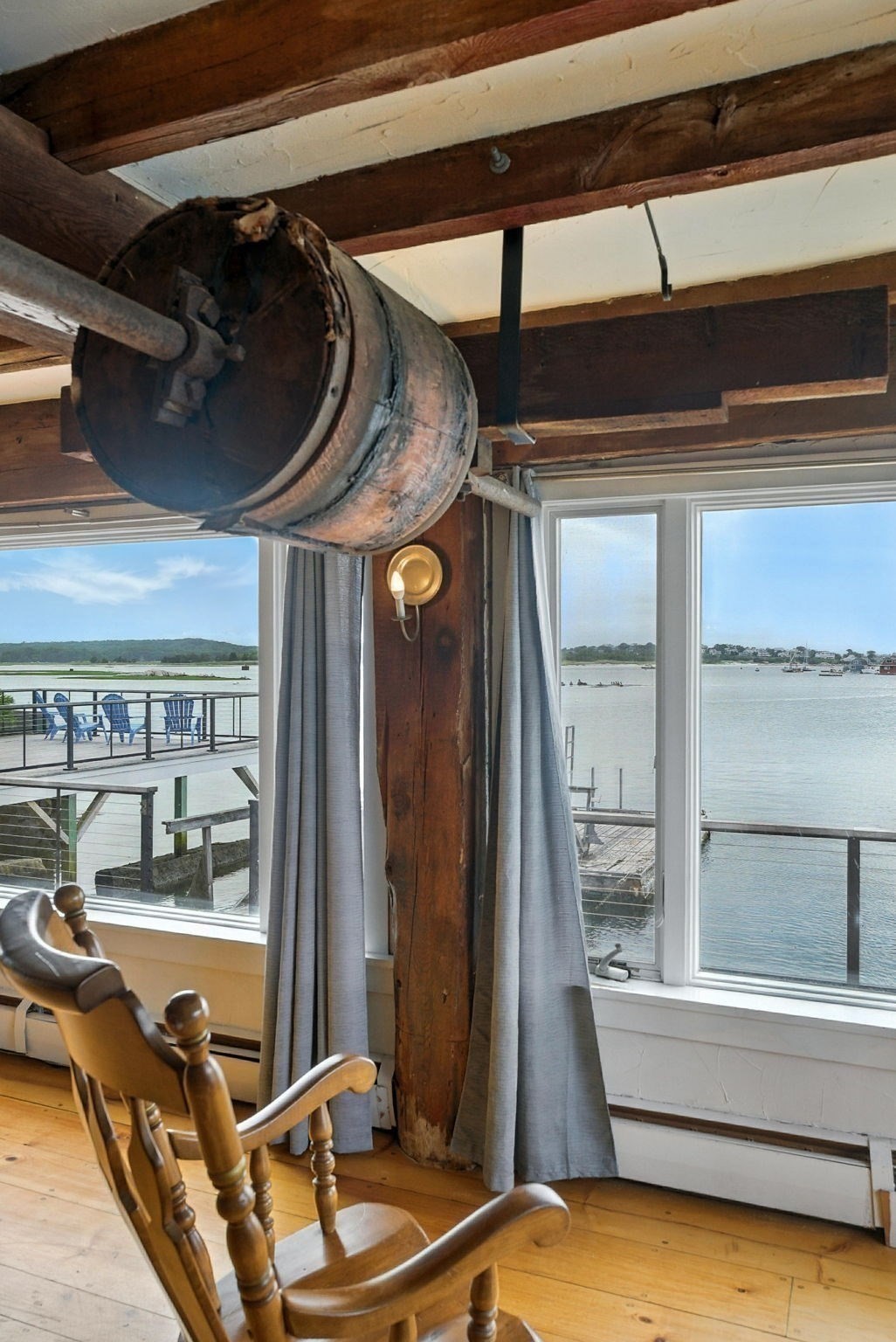 672 Washington Street Property Photo 14
