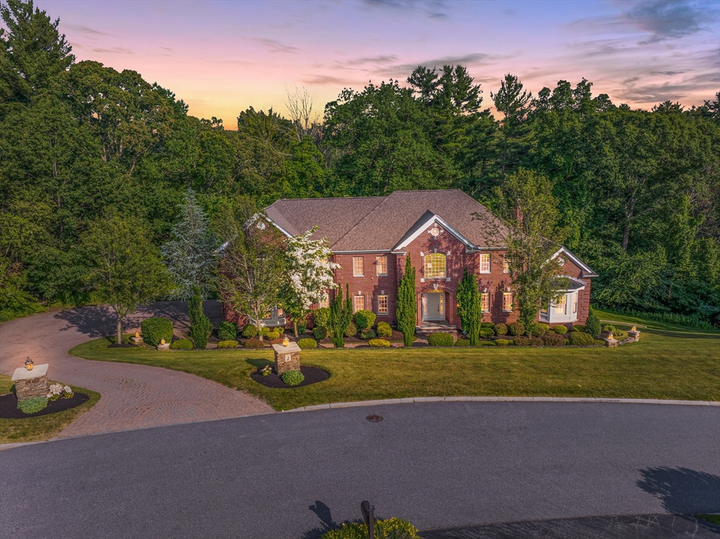 2 Regency Ridge Property Photo 1
