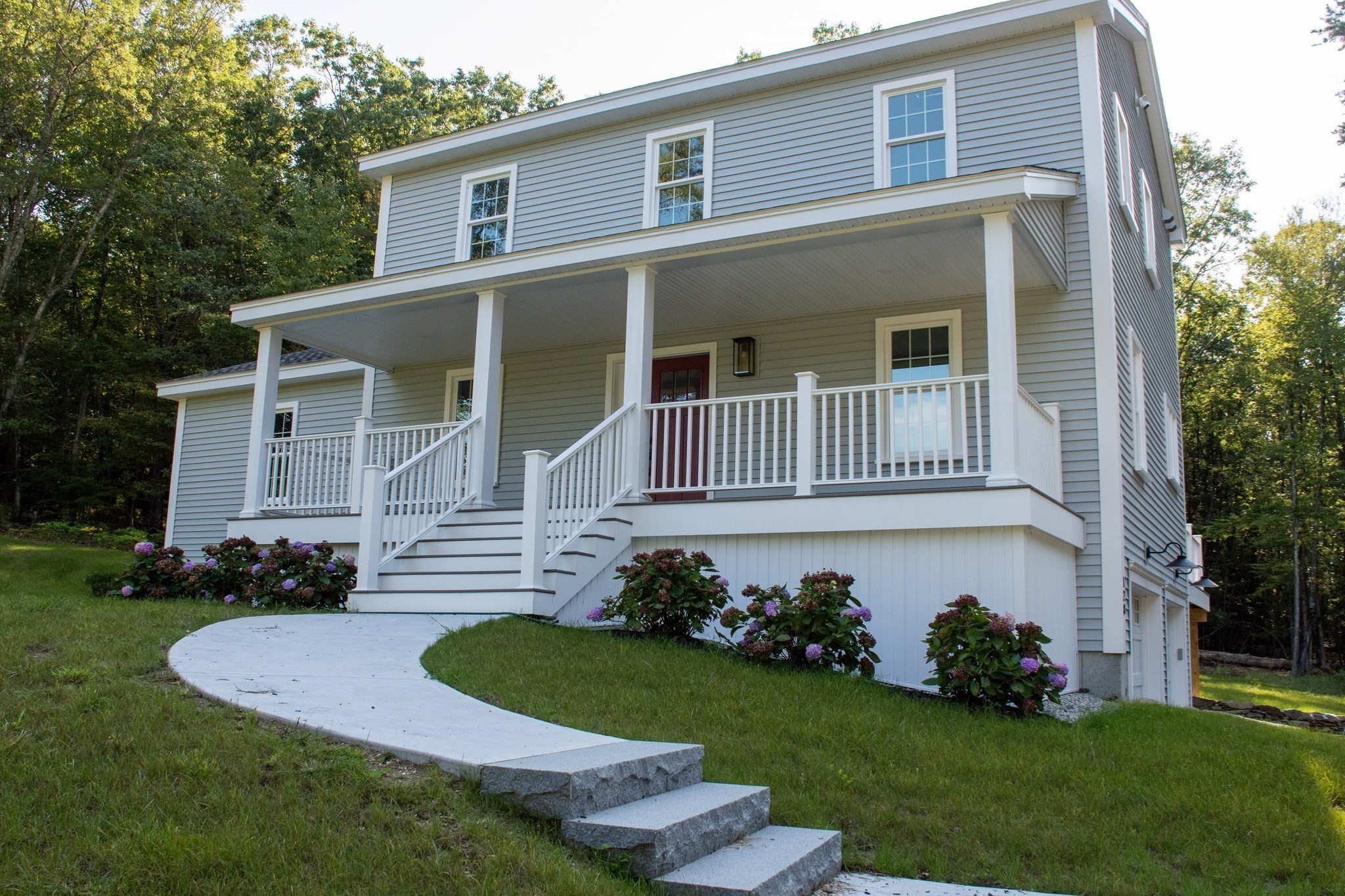 126 Old Southbridge Rd Property Photo 1