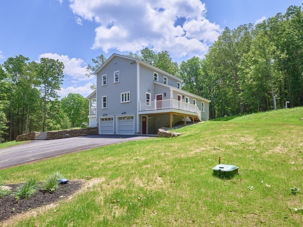 126 Old Southbridge Rd Property Photo 9