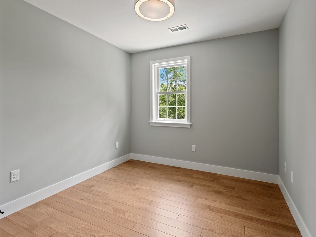 126 Old Southbridge Rd Property Photo 31