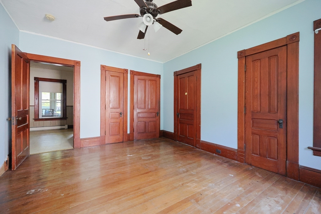 25 Elm St Property Photo 21