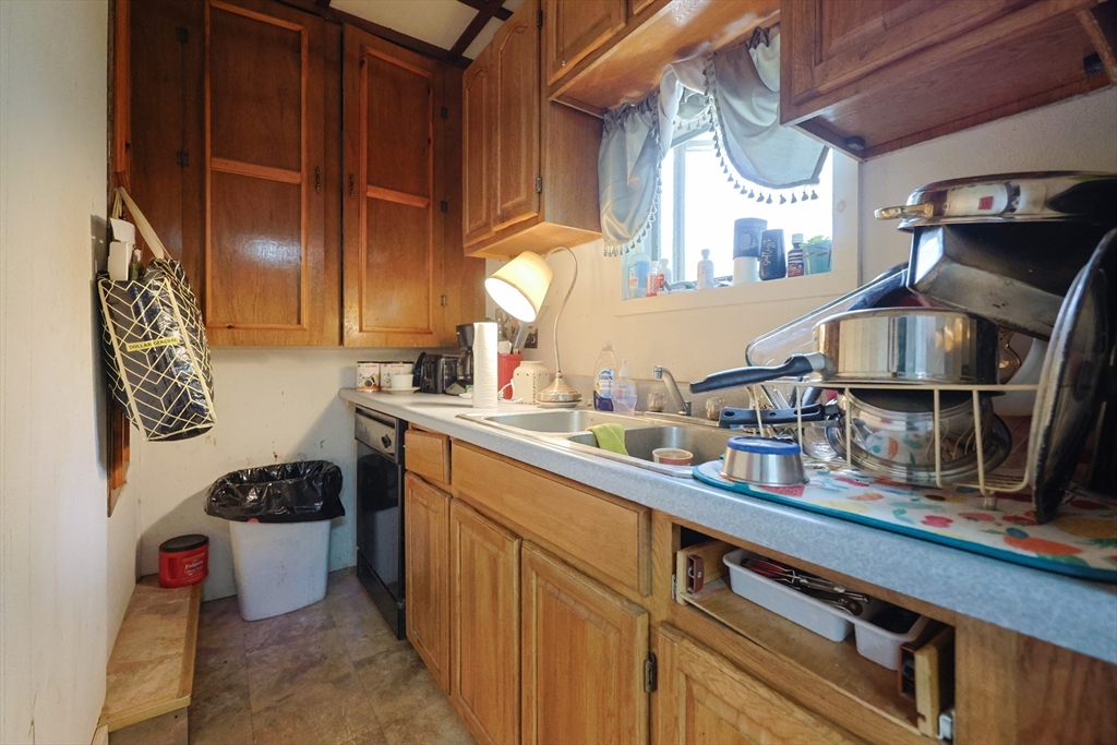 25 Elm St Property Photo 26