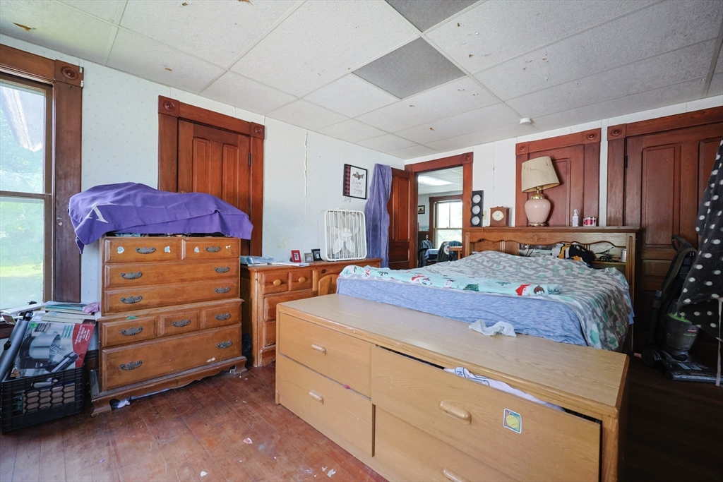 25 Elm St Property Photo 31