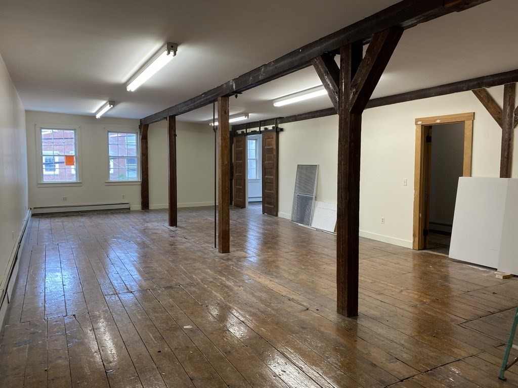 16 Rogers St Property Photo 4