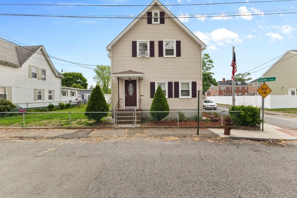 11 Alger Ave Property Photo 1