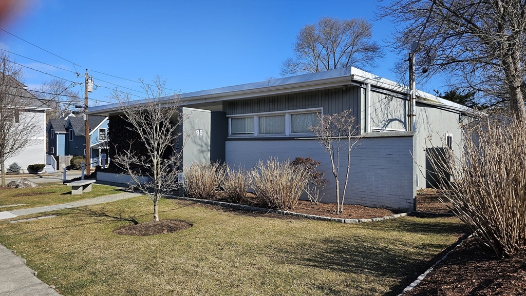 95 Cross St Property Photo 1