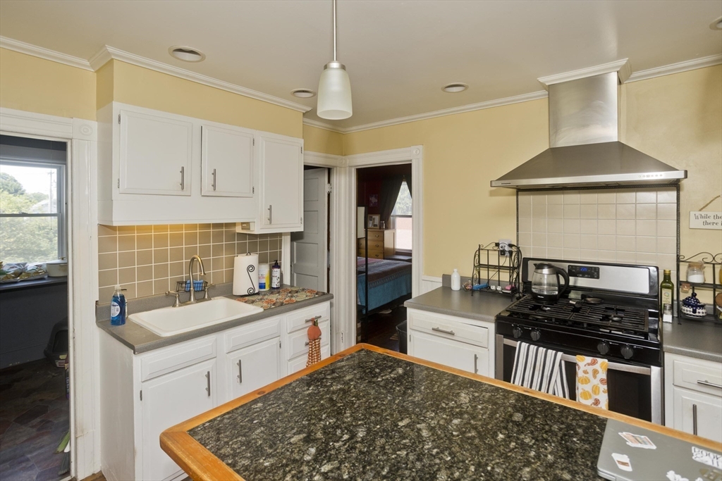 84 George Street Property Photo 3