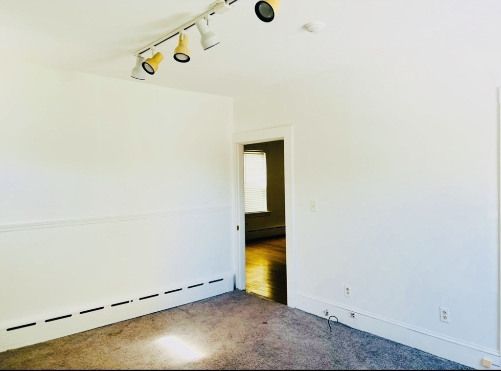 28 Main St # 102 Property Photo 10