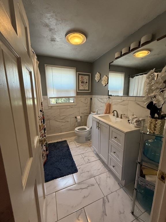 167 Whittenton St Property Photo 14