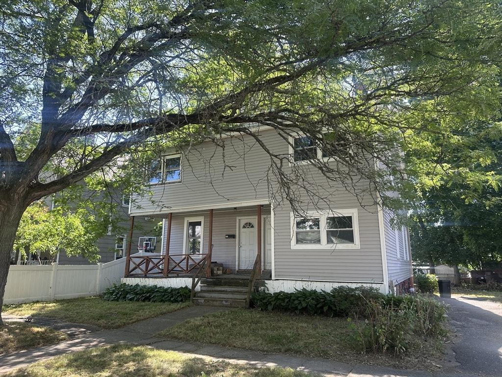 120-122 Sycamore St Property Photo 1