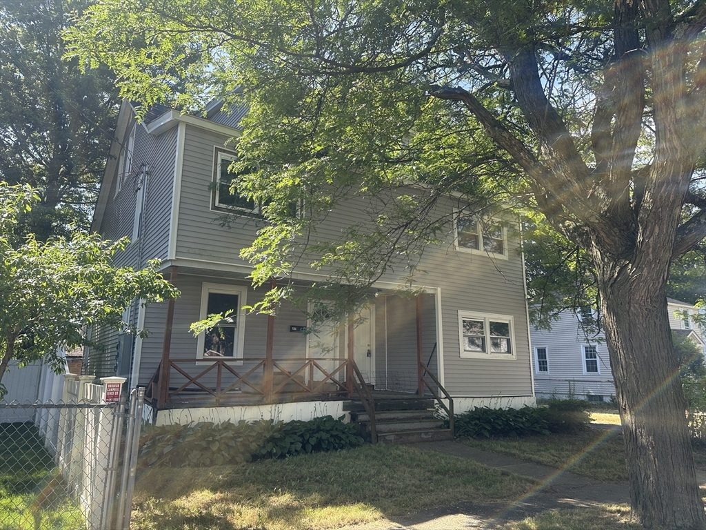 120-122 Sycamore St Property Photo 3