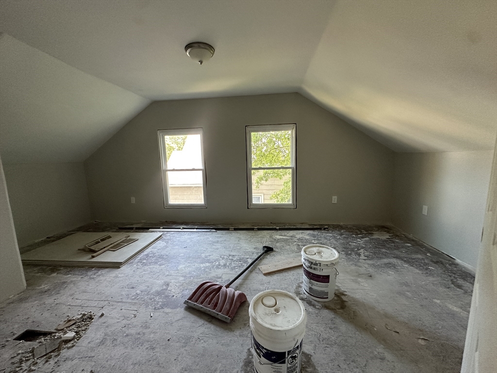 120-122 Sycamore St Property Photo 11