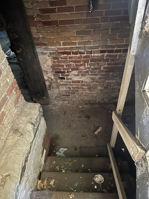120-122 Sycamore St Property Photo 29