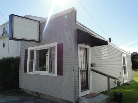 17 Riverlin St Property Photo 1
