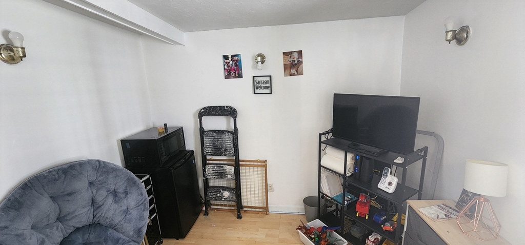 17 Riverlin St Property Photo 10