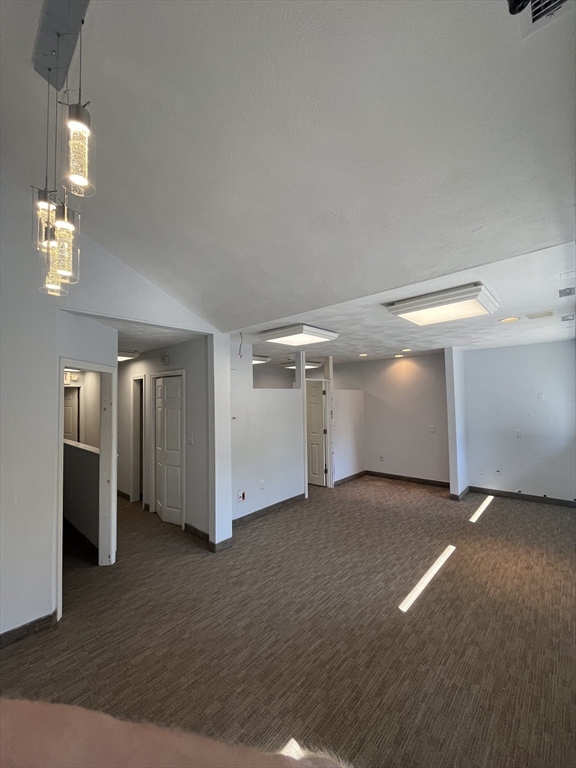 227 Maple St # R Property Photo 3