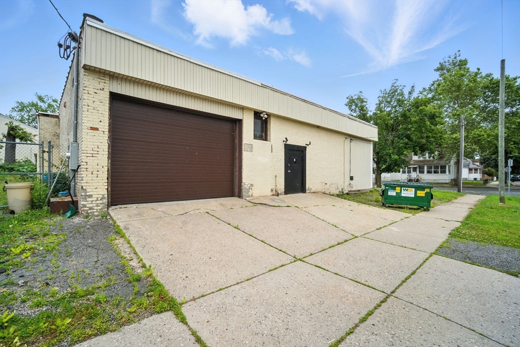 218-226 Saint James Blvd Property Photo 9