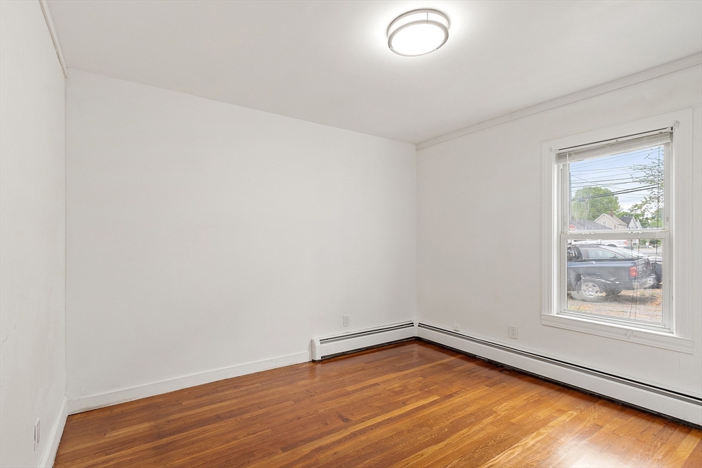 10 3rd Ave Property Photo 20