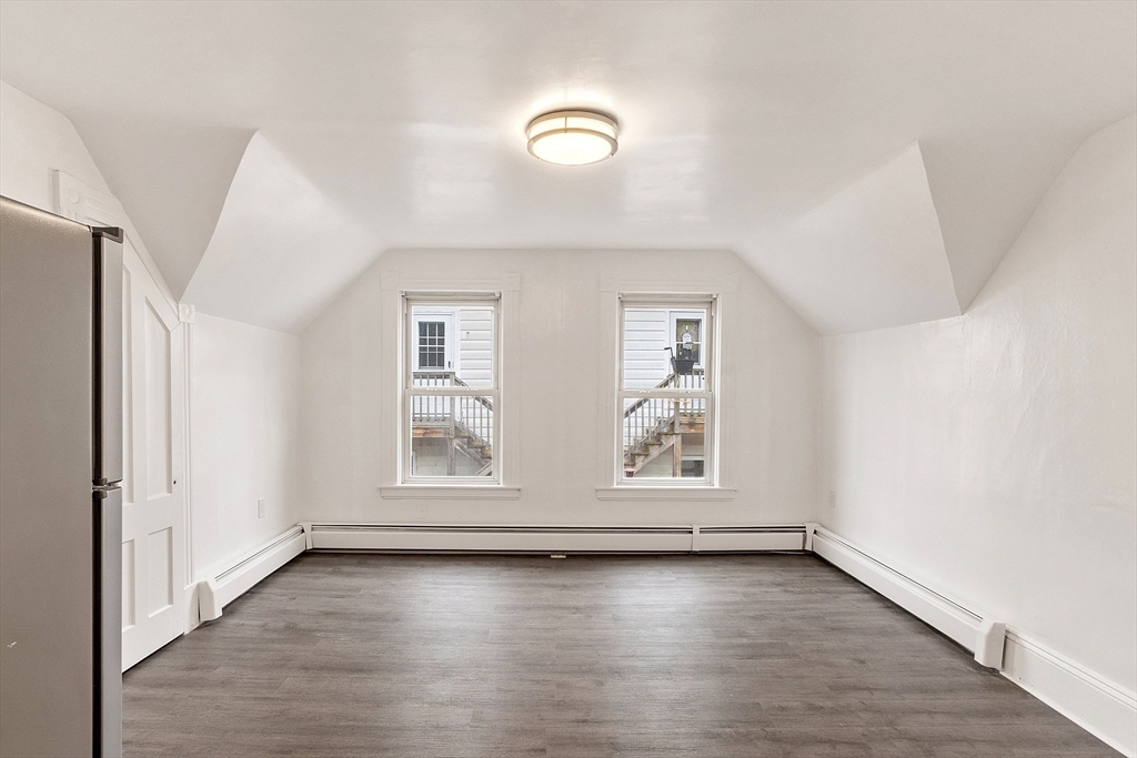 10 3rd Ave Property Photo 31