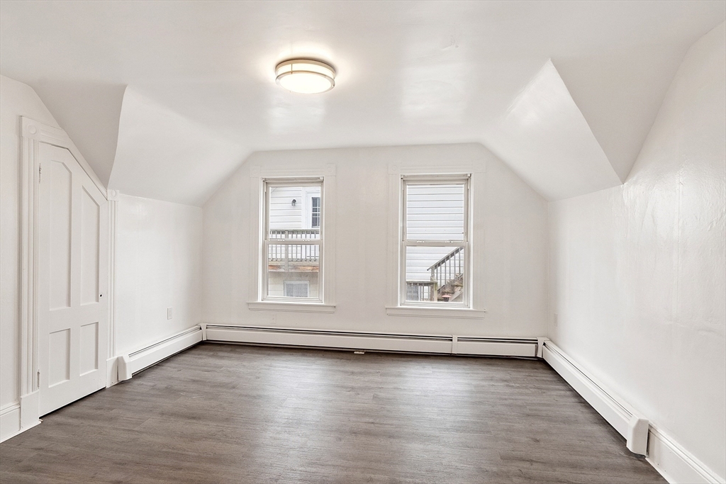 10 3rd Ave Property Photo 32