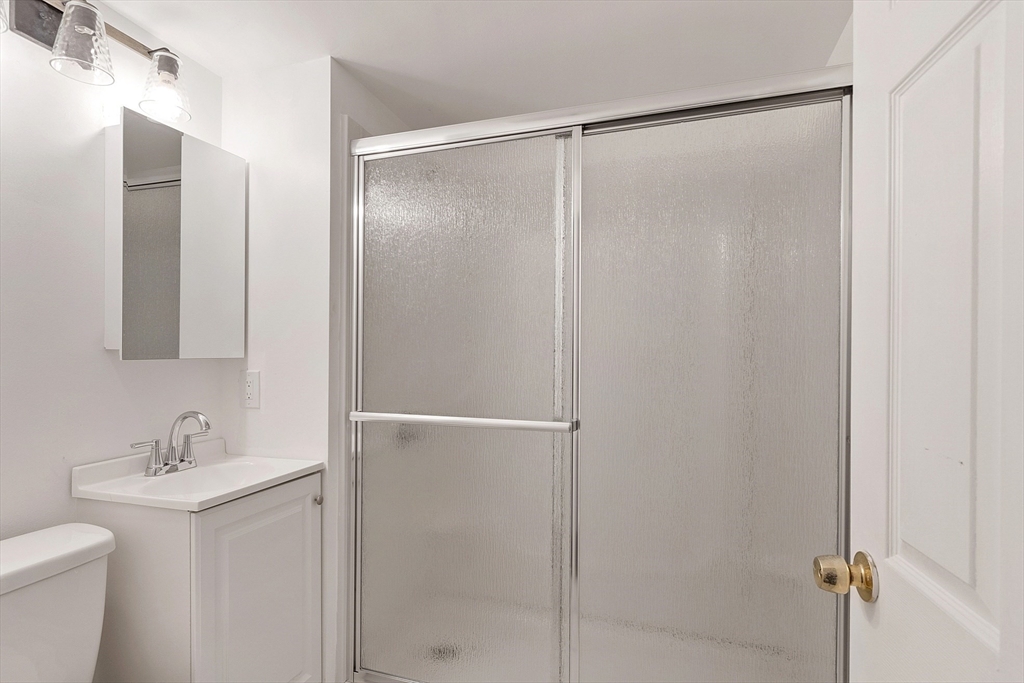 10 3rd Ave Property Photo 33