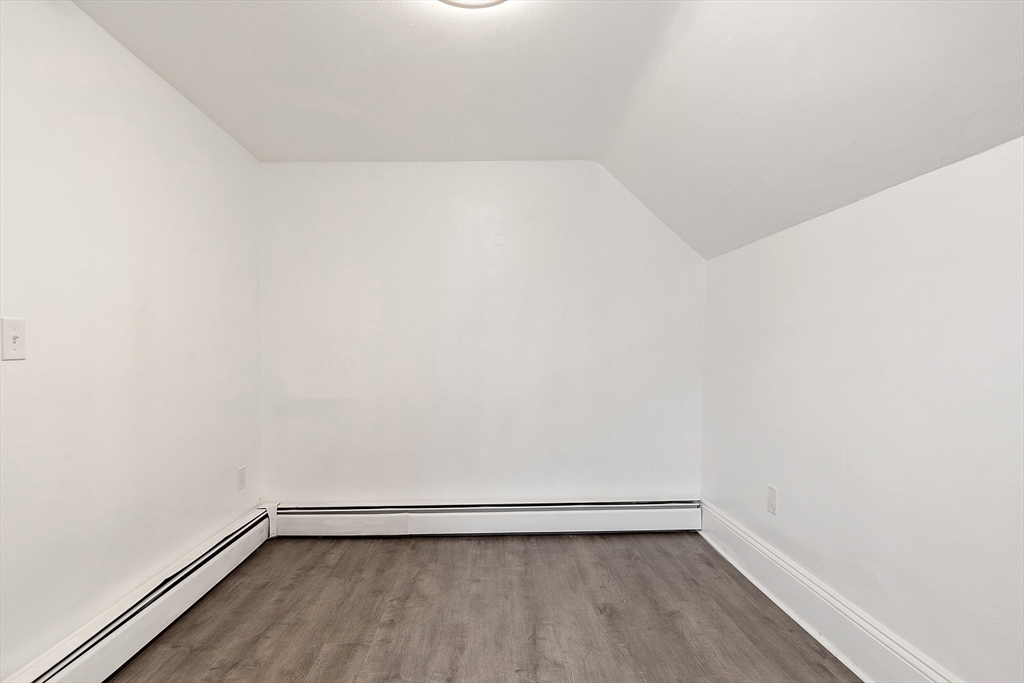 10 3rd Ave Property Photo 35