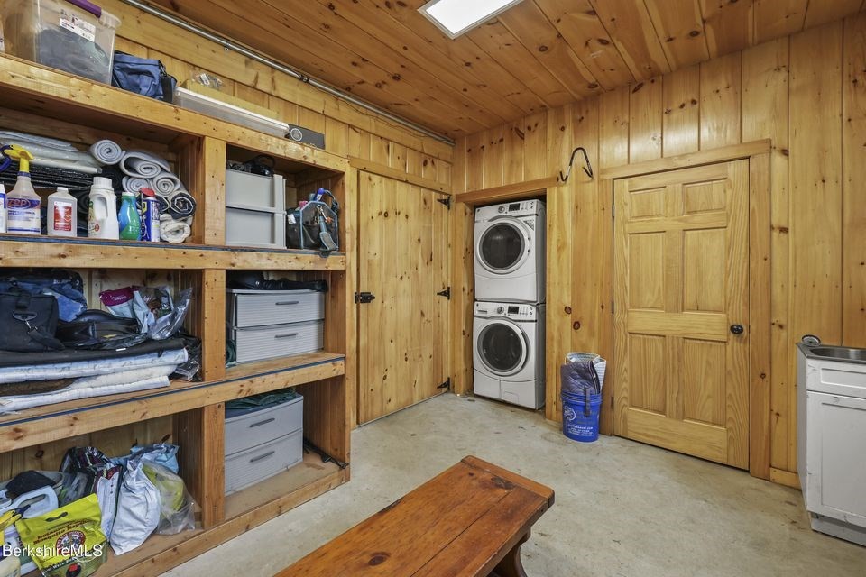0 Easthampton Rd Property Photo 5