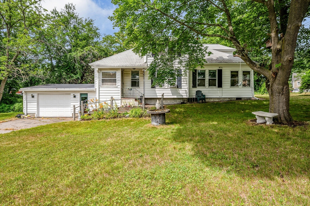 59 Riverneck Rd Property Photo 1